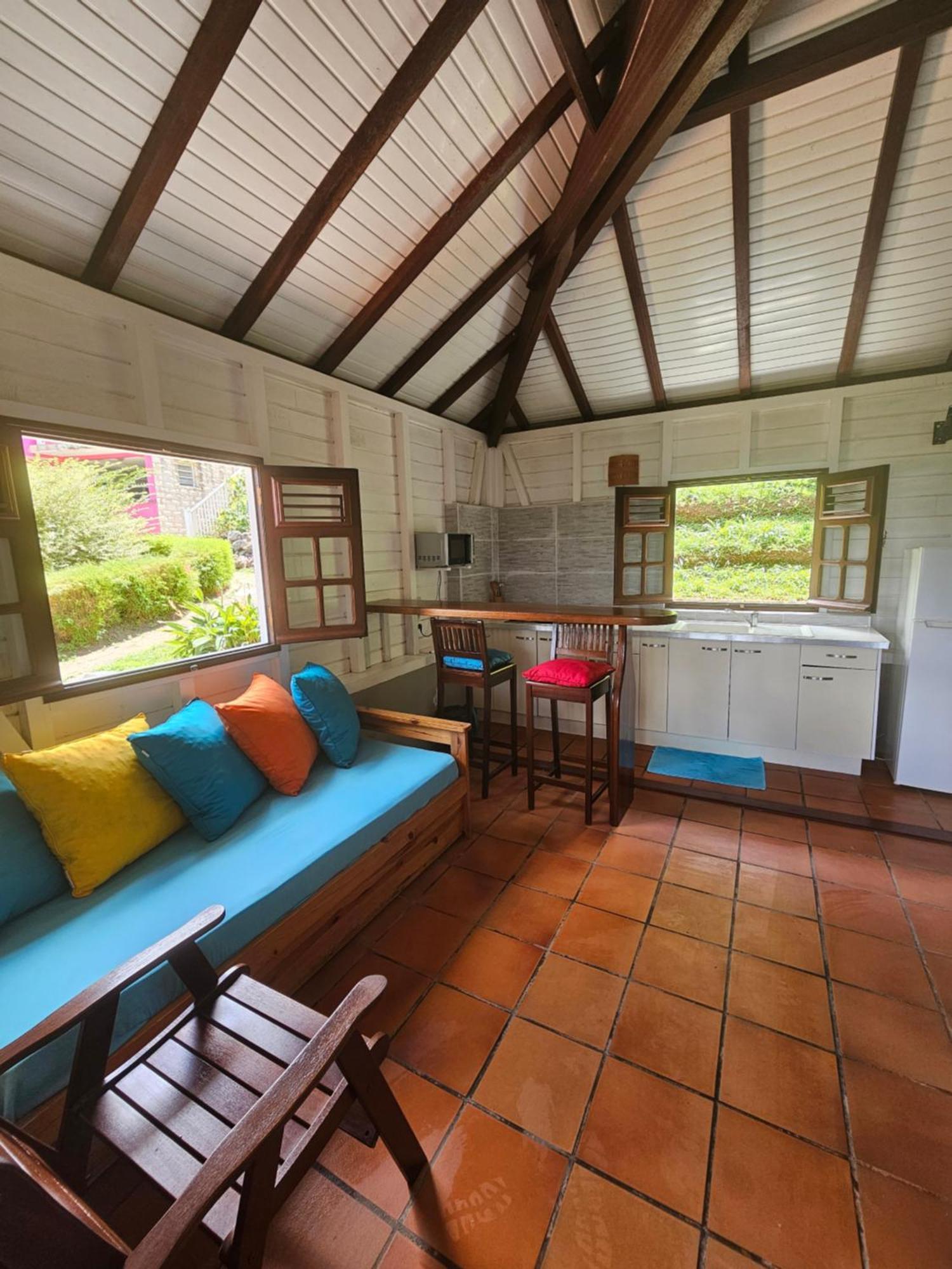 Le Hameau Du Morne Des Cadets Vila Fond-Saint-Denis Quarto foto