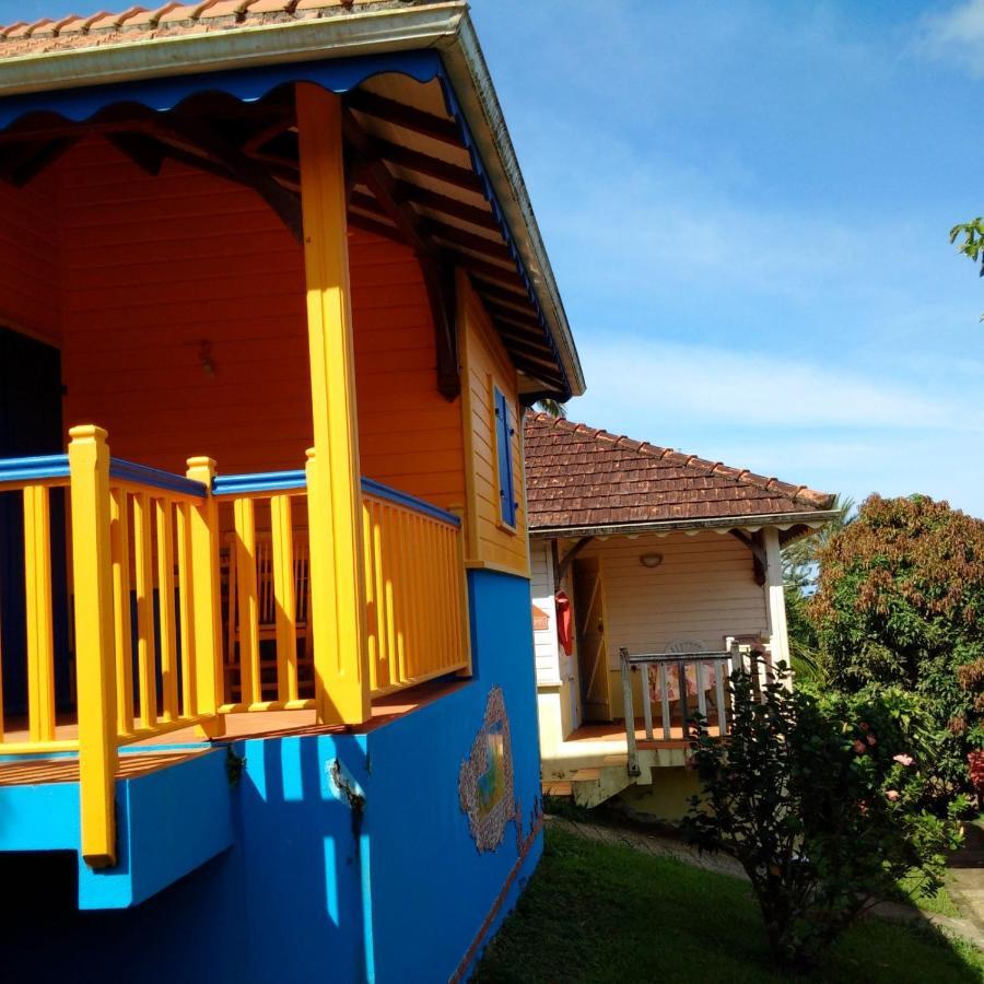Le Hameau Du Morne Des Cadets Vila Fond-Saint-Denis Exterior foto