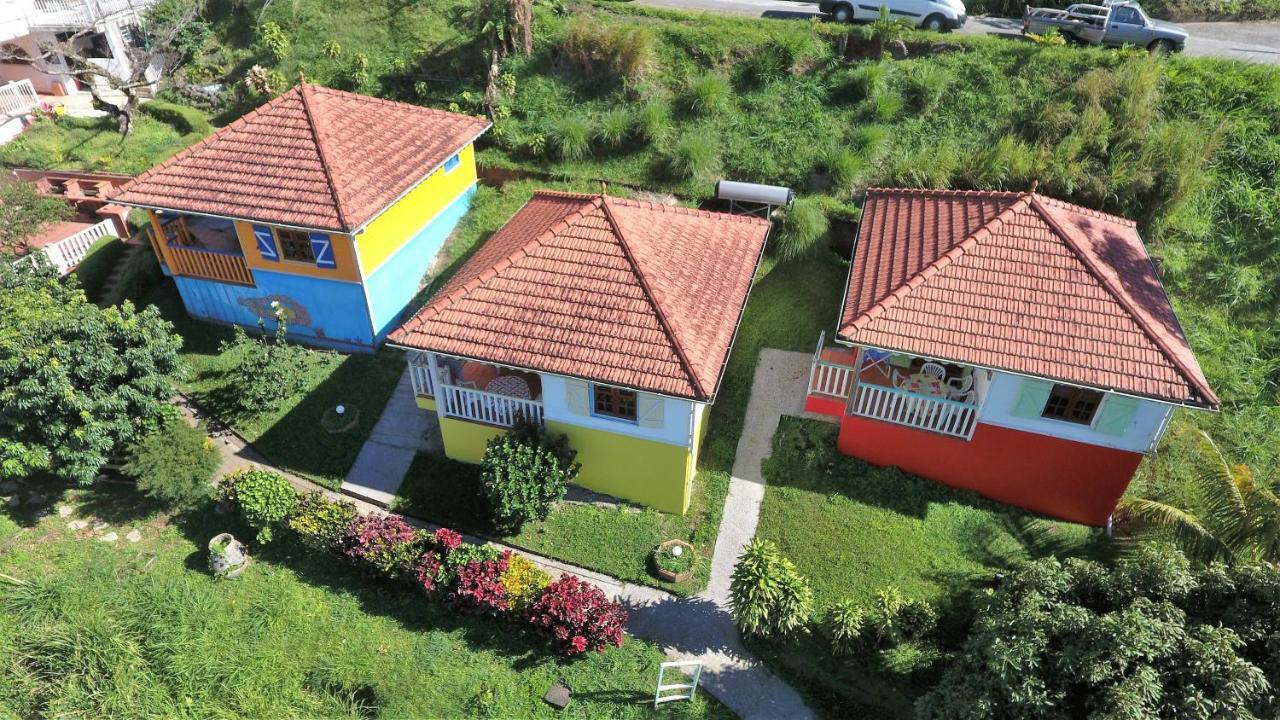 Le Hameau Du Morne Des Cadets Vila Fond-Saint-Denis Exterior foto